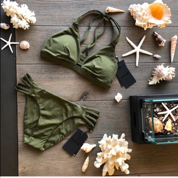 🌴🔆HURLEY- QUICK DRY BIKINI SET🔆🌴 - Picture 2 of 9